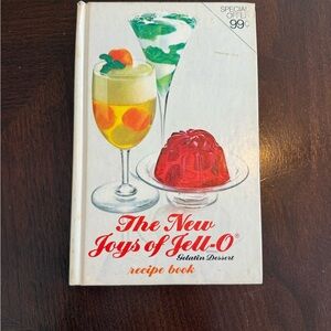 The New Joys of Jell-O Recipe Book